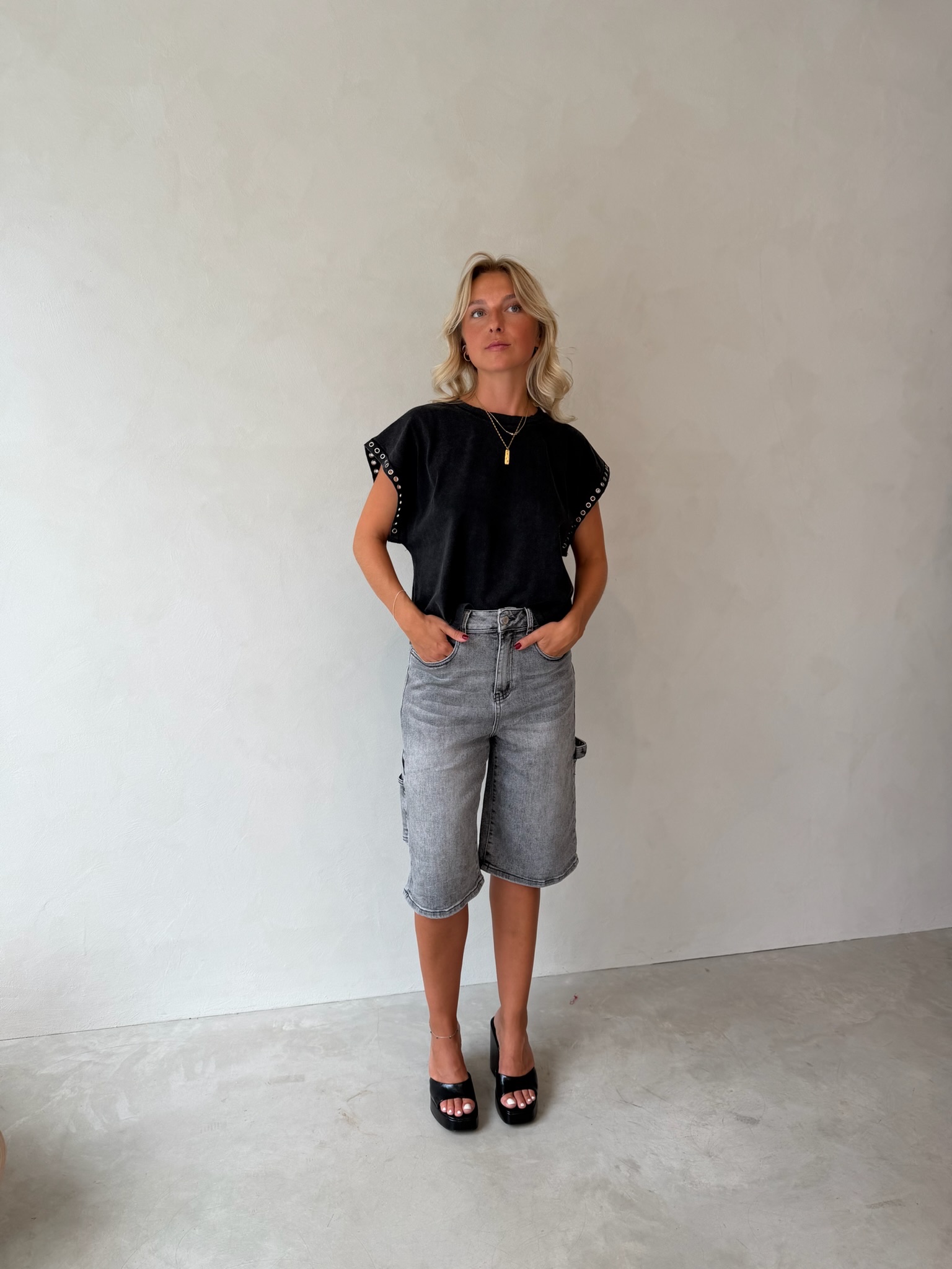 Ivy short