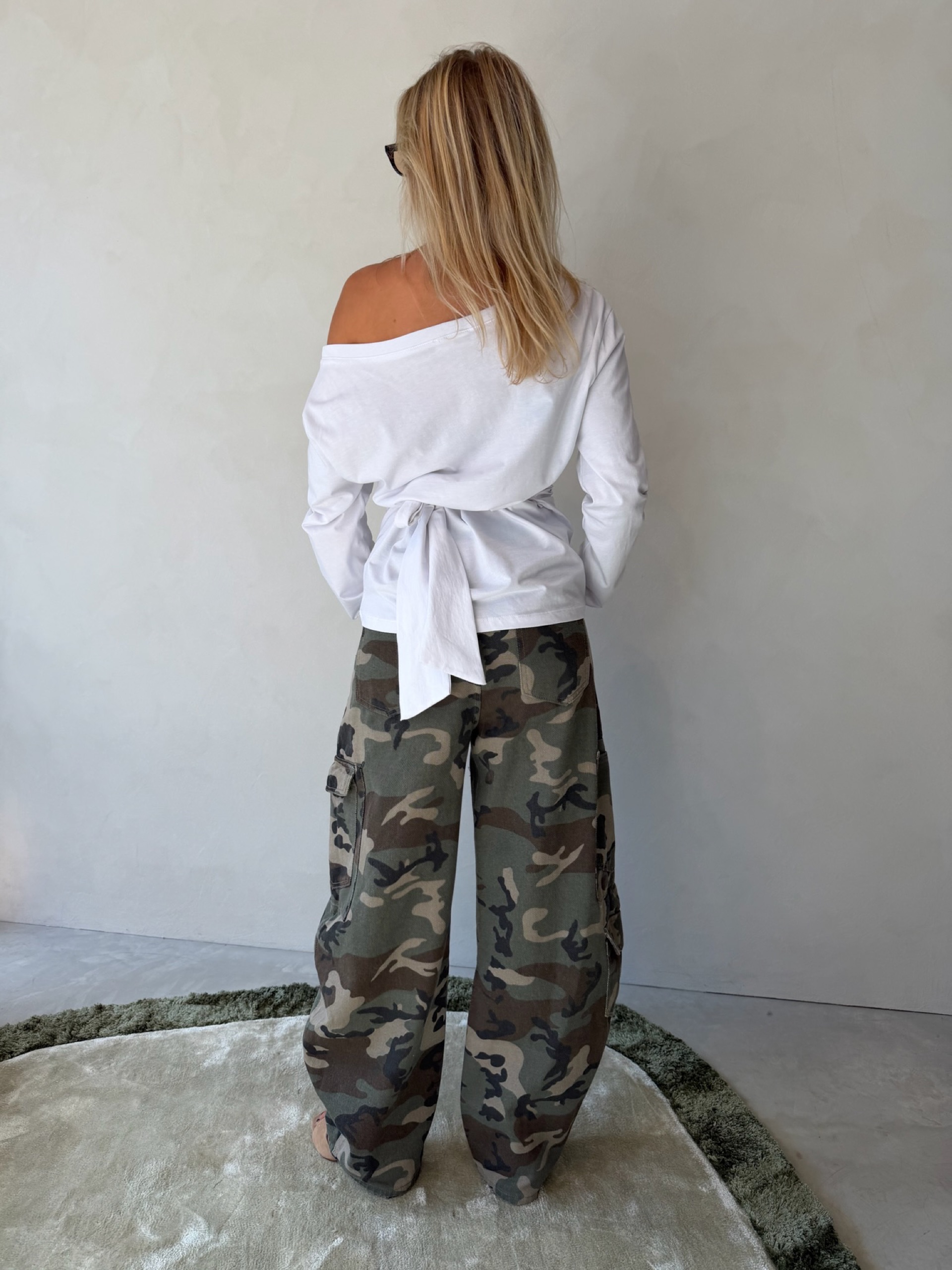 Olivia long sleeve white